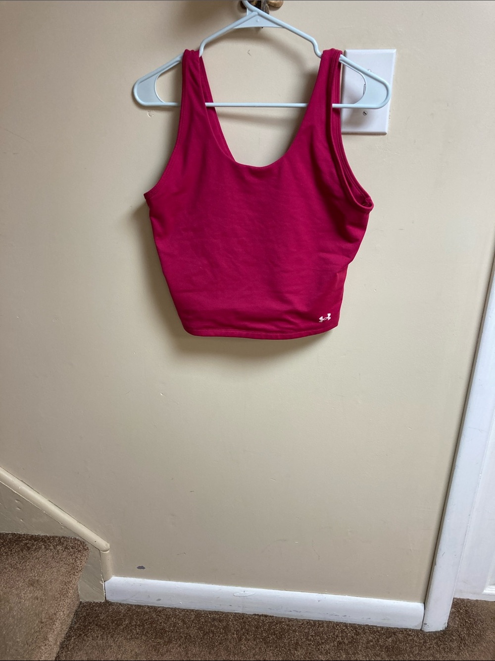 Under Armour Bright Pink Cropped Athletic Tank